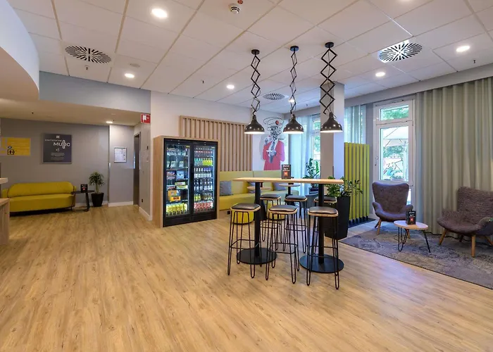 Hotel Ibis Frankfurt Messe West 3*