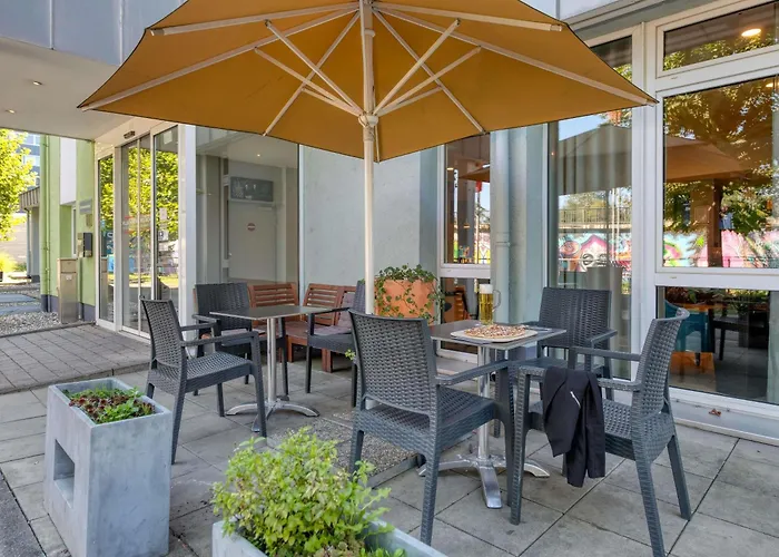 Hotel Ibis Frankfurt Messe West 3*