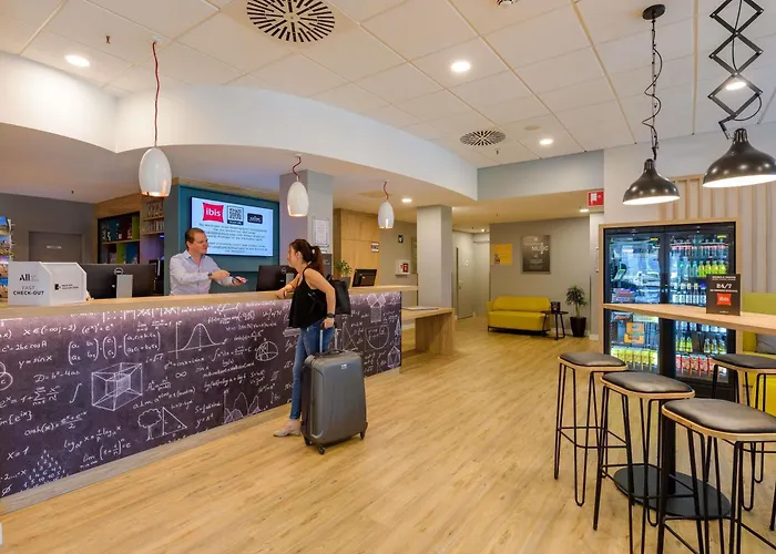 Ibis Frankfurt Messe West Hotel 3*
